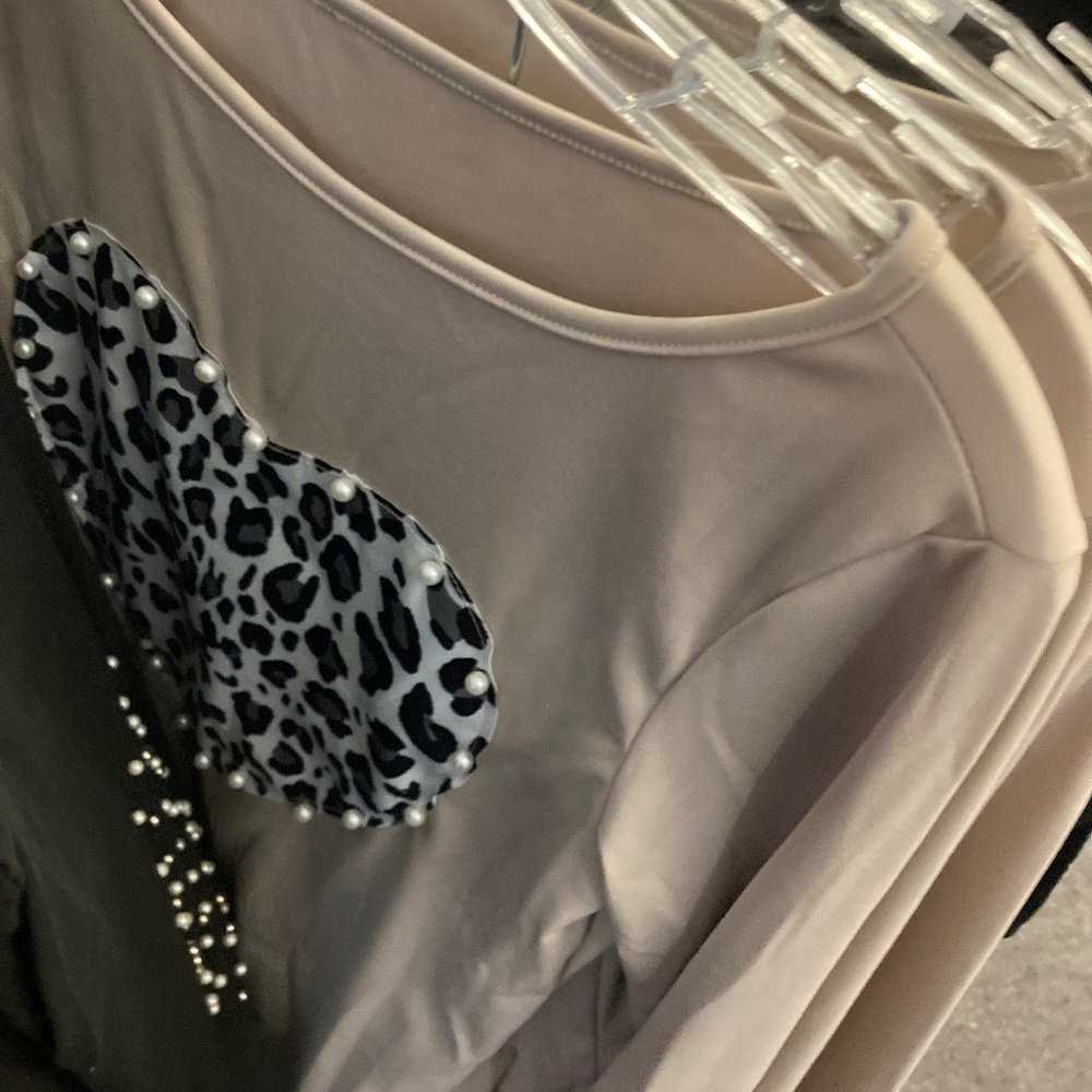 Women suit